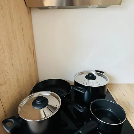 Charming Attic Retreat With Sloped Roof Apartman Böblingen