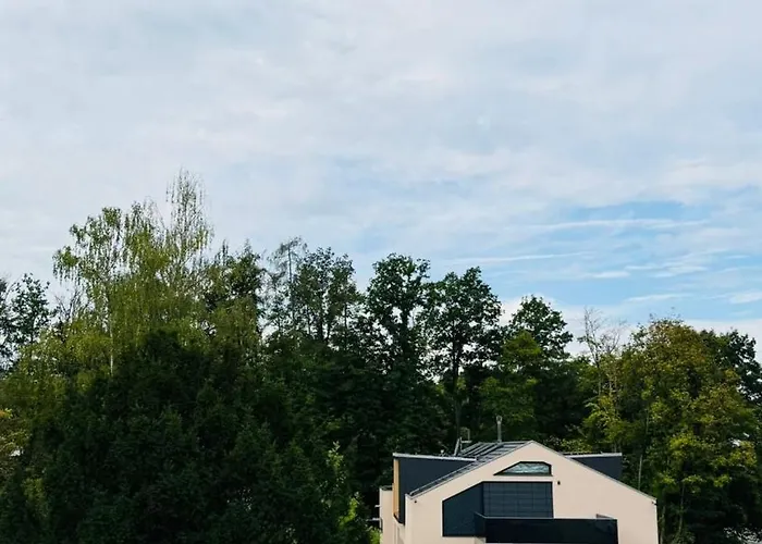 Charming Attic Retreat With Sloped Roof * Böblingen