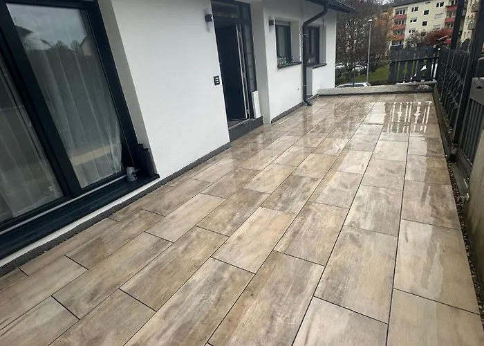 Charming Attic Retreat With Sloped Roof Apartamento